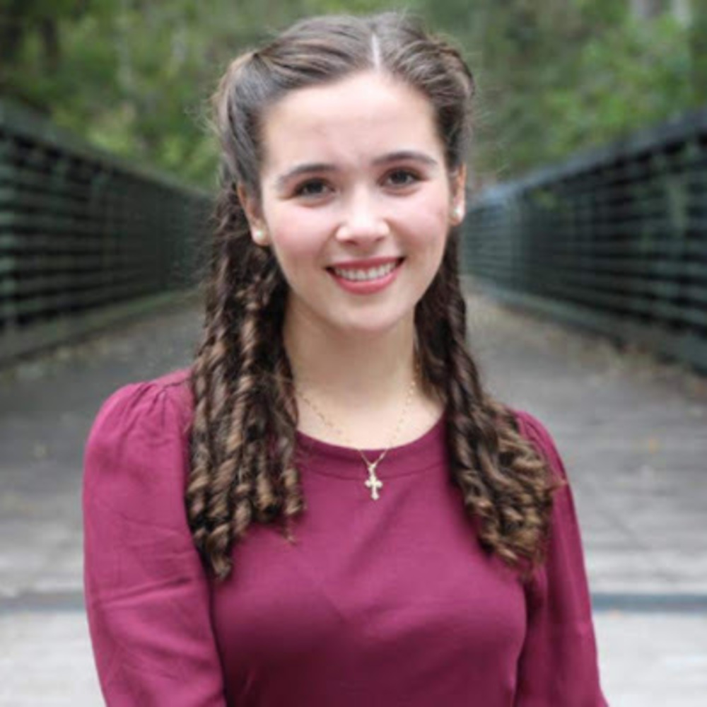Meet your Posher, Lauren